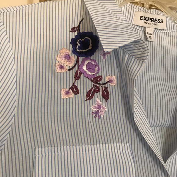 Flower Shoulder Button Down - Picture 4 of 6